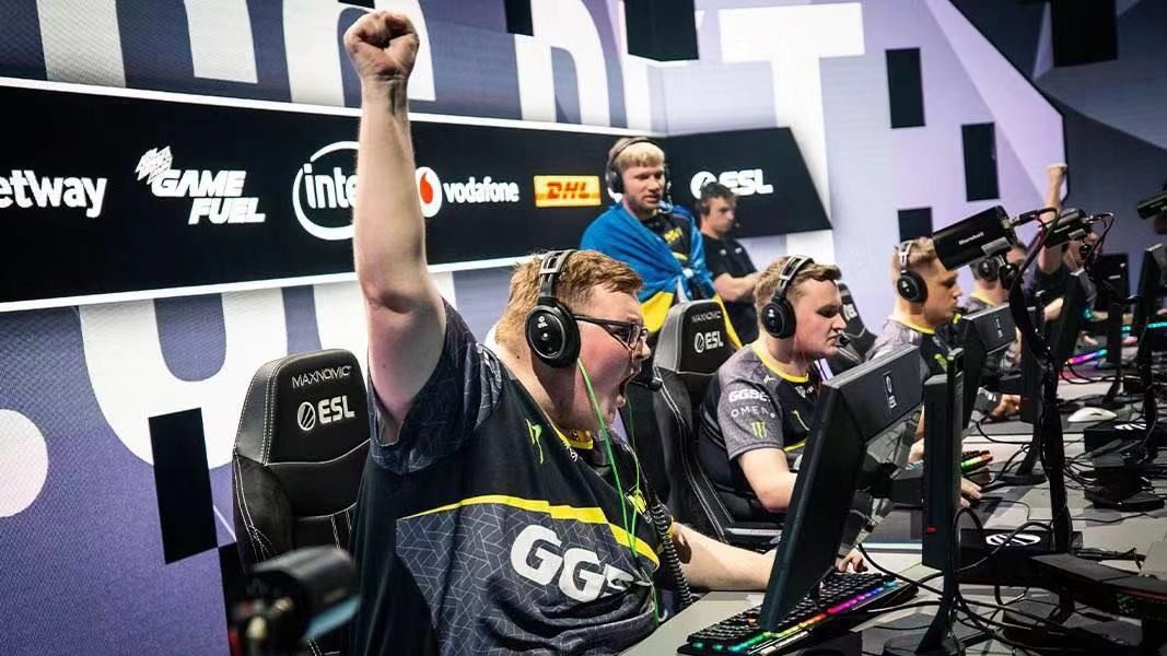 曾向恰20 曾向恰20