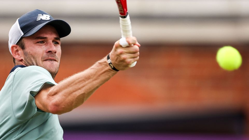 官方：瓦伦西亚租借引进克莱蒙后卫考弗里斯，含买断条款